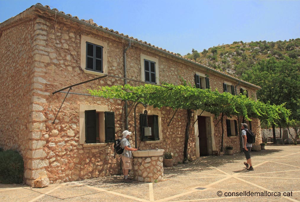 Refugio Tossals Verds GR221 Mallorca Serra de Tramuntana