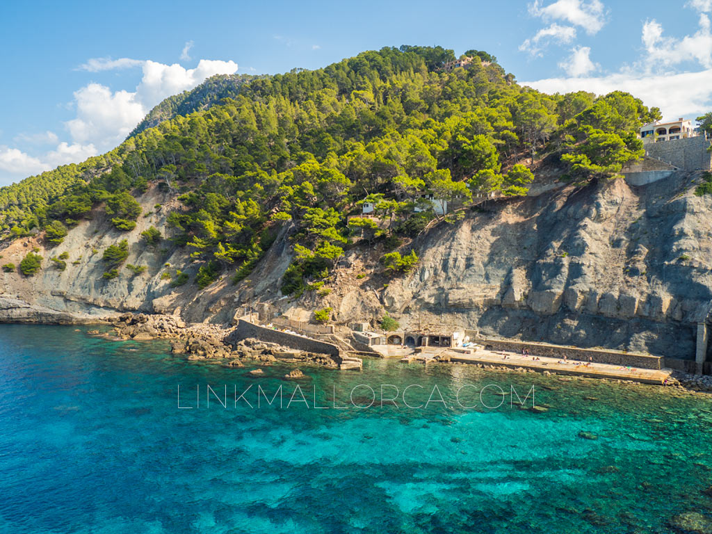 cala-banyalbufar-mallorca-serra-tramuntana